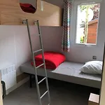 3 Etoiles - Piscine - Ccbbhhe Camping