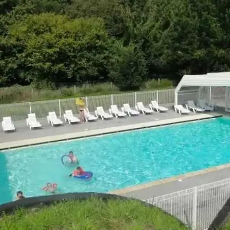 3 Etoiles - Piscine - Ccbbhhe مكان تخييم مير-لي-بان