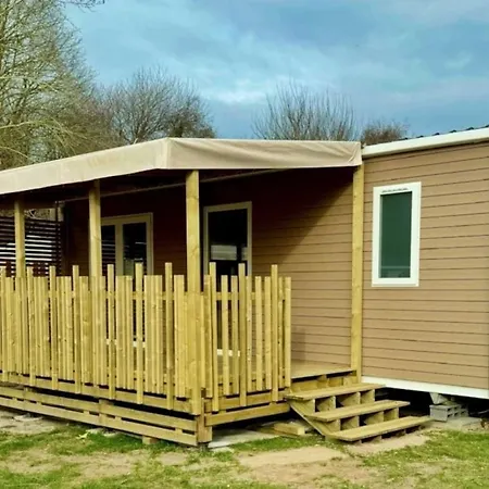 3 Etoiles - Piscine - Ccbbhhe Camping