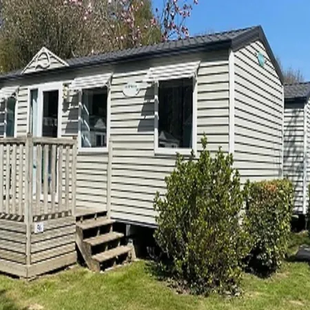 3 Etoiles - Piscine - Ccbbhhe Camping